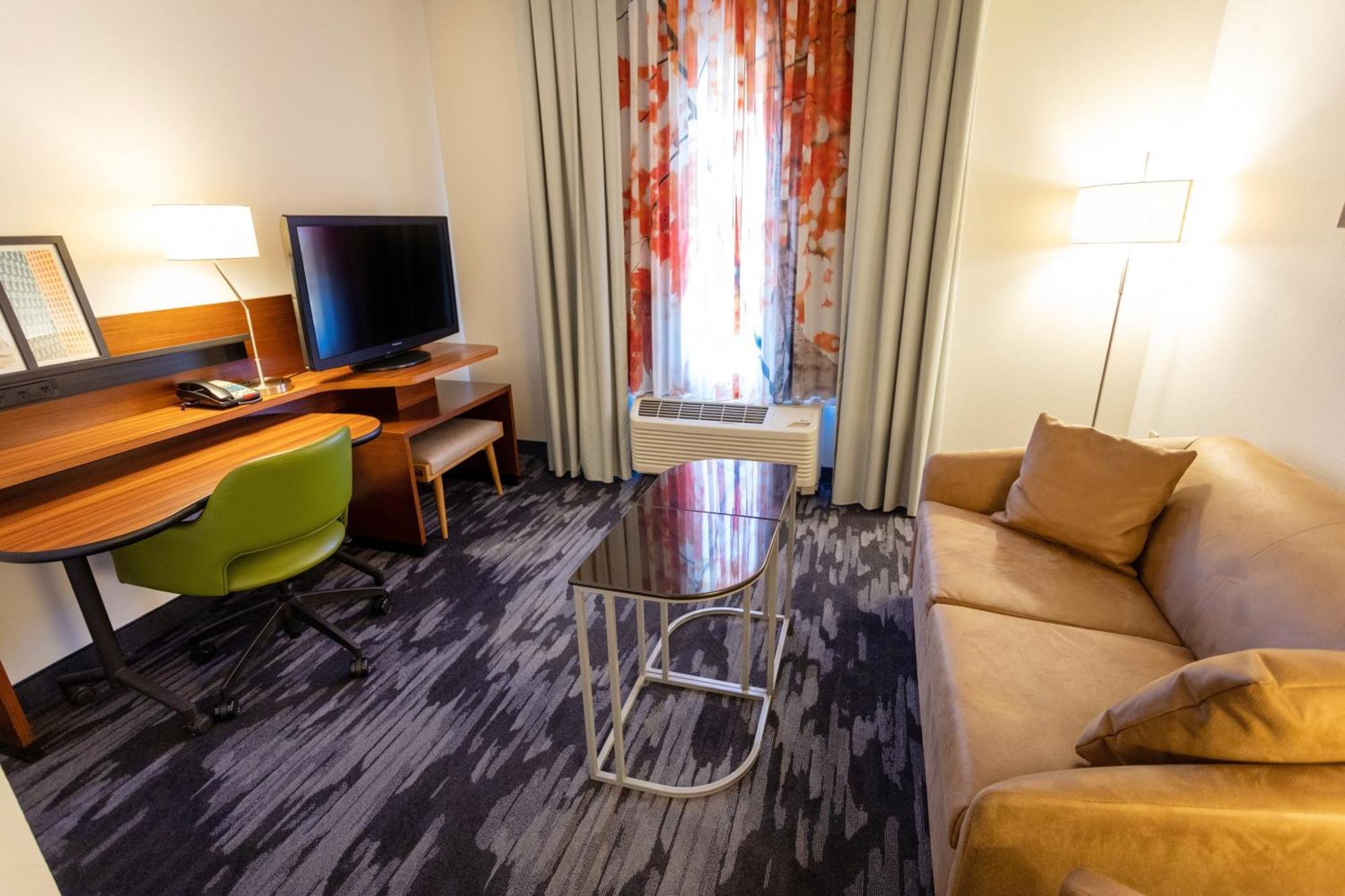 Fairfield Inn & Suites By Marriott Athens I-65 מראה חיצוני תמונה
