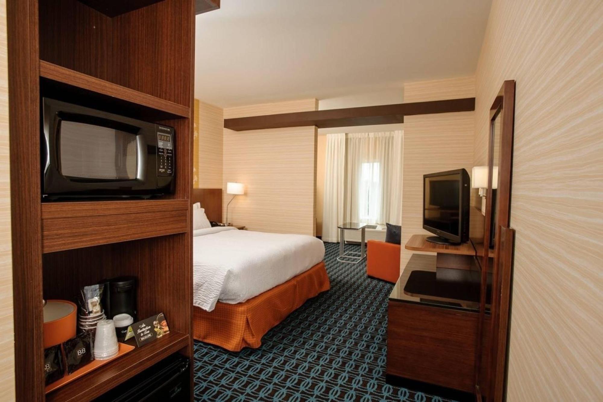 Fairfield Inn & Suites By Marriott Athens I-65 מראה חיצוני תמונה